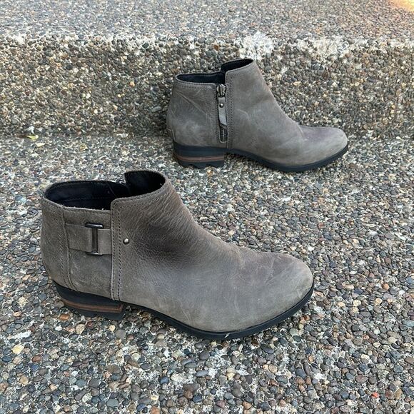 Sorel Lola‎ Buckle Ankle Bootie Sz 9 - Picture 3 of 9